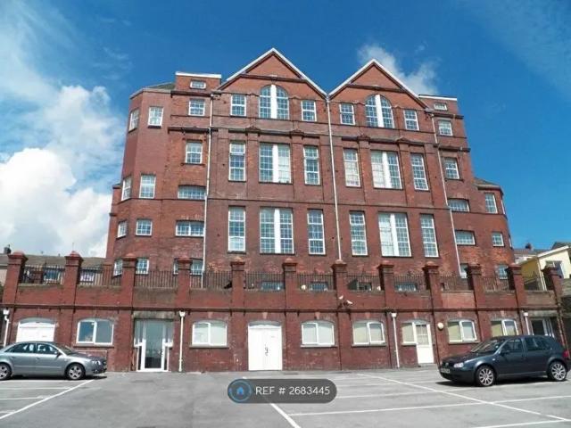 Apartment for rent in St Thomas, Swansea