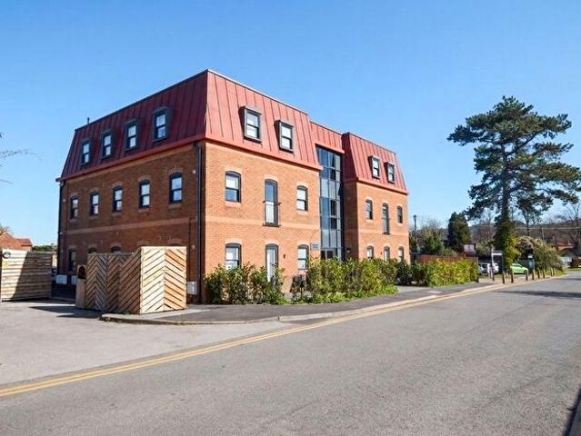 Apartment for rent in Horsenden, Princes Risborough