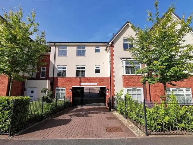 Apartment for rent in Monkspath, West Midlands