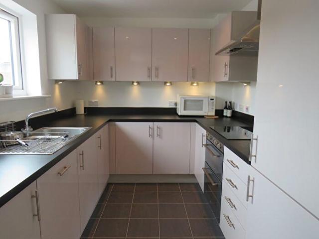 Apartment for rent in Emscote, Green Close