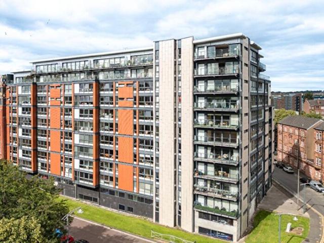 Apartment for rent in Calton, Scotland