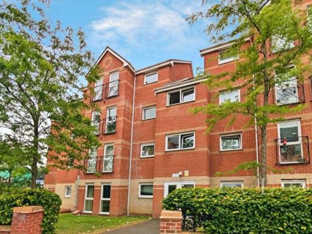 Apartment for rent in Ball Hill, West Midlands