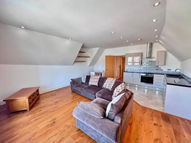 Apartment for rent in The Meadows, Haddon
