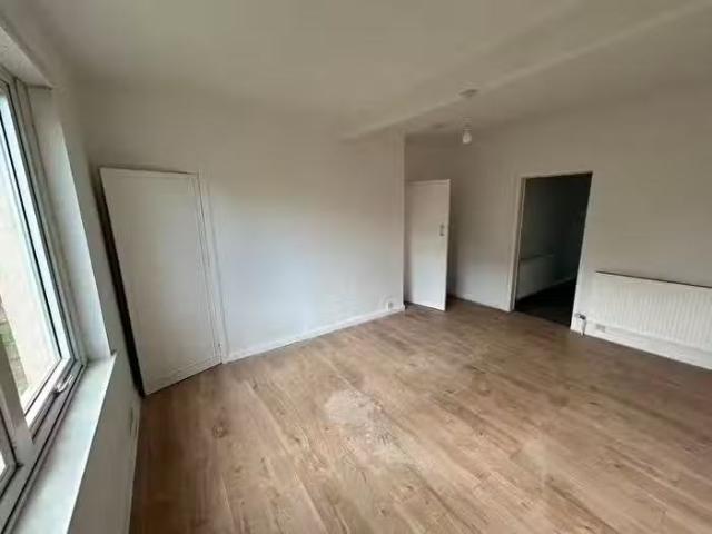 Apartment for rent in Seafield