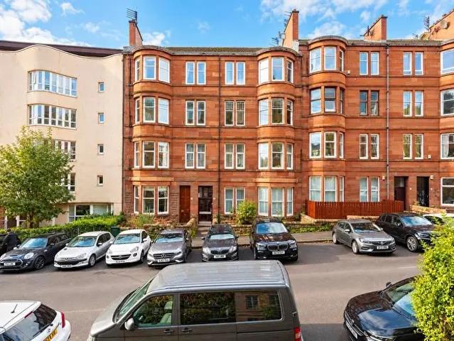 Apartment for rent in Shawmoss, Glasgow