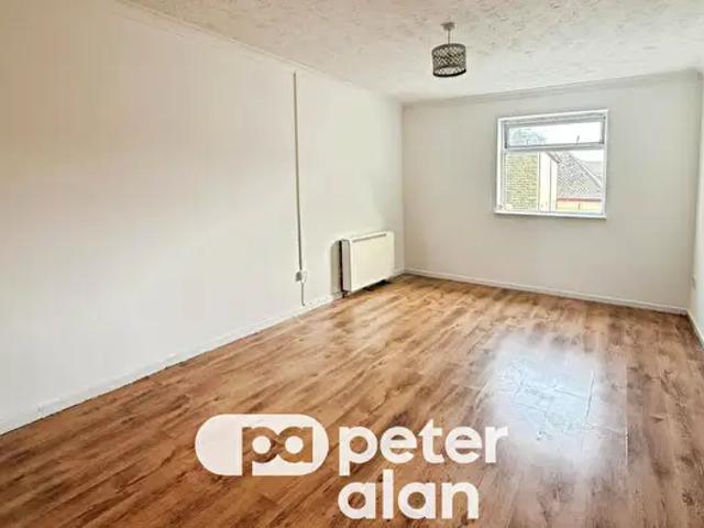 Apartment for rent in Ynyshir