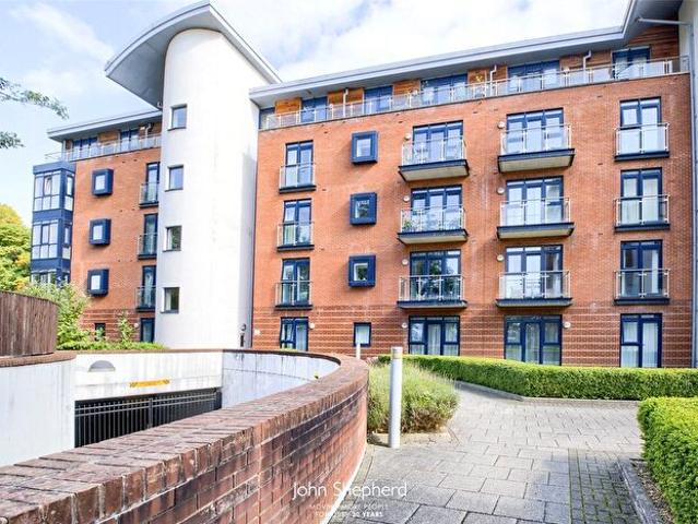 Apartment for rent in Elmdon, West Midlands