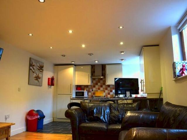 Apartment for rent in Brynmill, Swansea