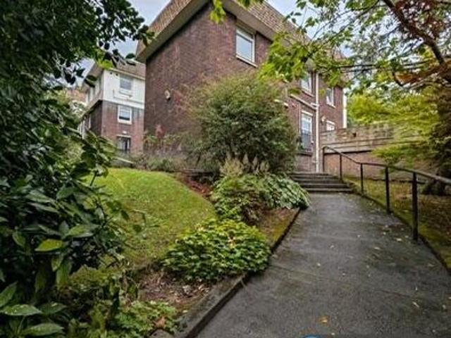 Apartment for rent in Dowanhill, Scotland