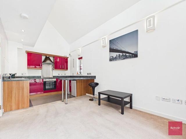 Apartment for rent in Nangreaves, Wales