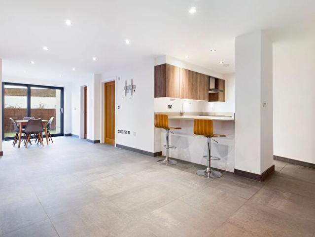 Apartment for rent in Nangreaves, Wales