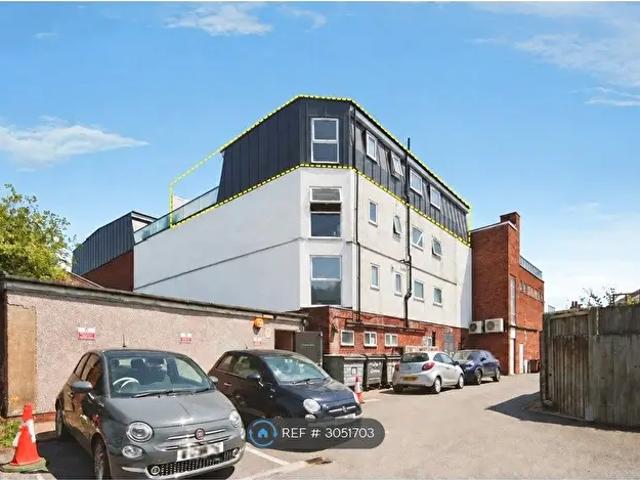Apartment for rent in Abbey End, Warwick