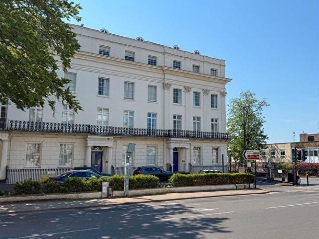 Apartment for rent in Milverton, Green Close