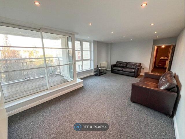 Apartment for rent in Bede Island, Old Wharf