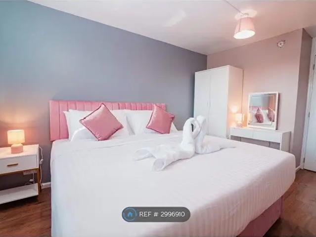 Apartment for rent in Northway, The Slade