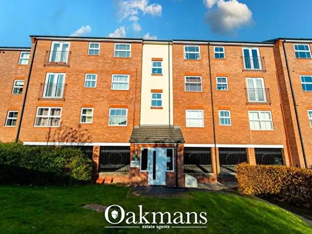 Apartment for rent in Elmdon Heath, Solihull
