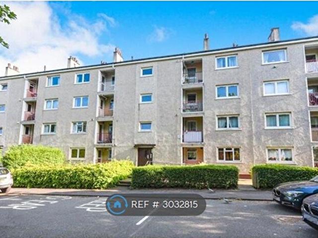 Apartment for rent in The Drives, Dennistoun