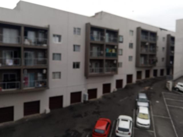 Apartment for rent in Westcliff, Chatsworth