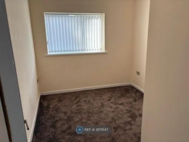 Apartment for rent in Cimla, Neath