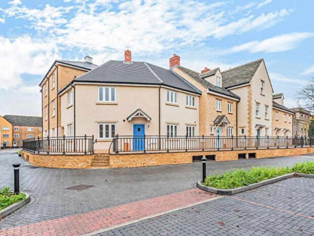 Apartment for rent in Cogges, West Oxfordshire