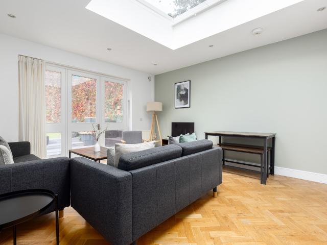Apartment for rent in Shepherd's Bush, Greater London