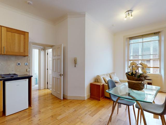 Apartment for rent in Royal Borough of Kensington and Chelsea, Greater London