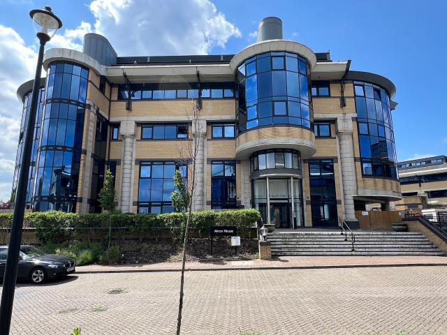Apartment for rent in London Borough of Hounslow, Spring Grove