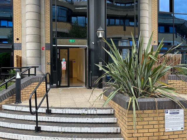 Apartment for rent in London Borough of Hounslow, Spring Grove