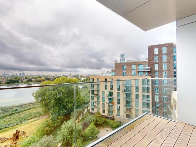 Apartment for rent in Woodberry Down, Stamford Hill