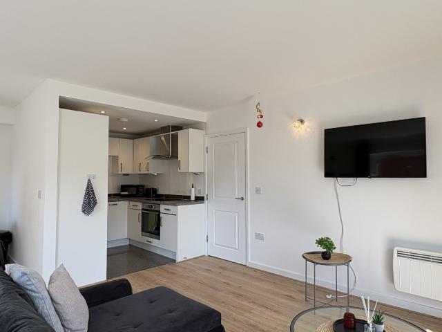 Apartment for rent in Limehouse, Greater London