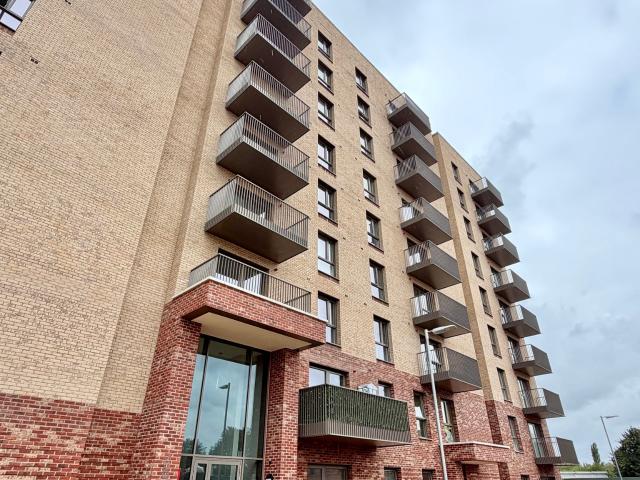 Apartment for rent in West Hendon, The Hyde