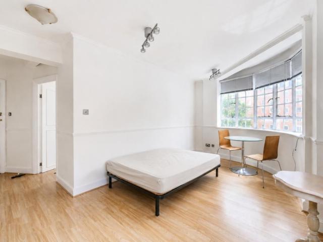 Apartment for rent in Chelsea, Greater London