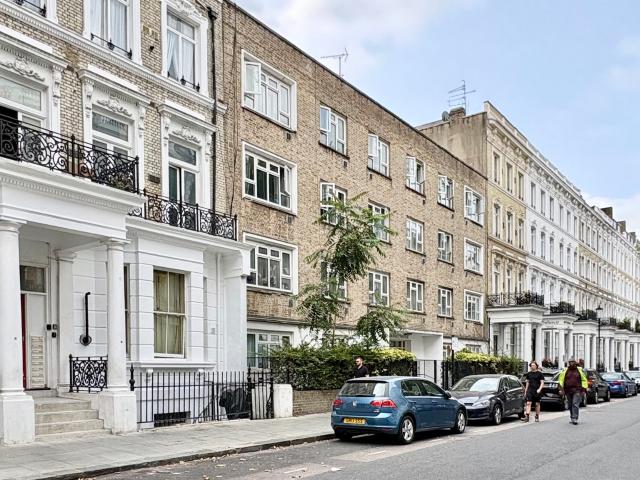Apartment for rent in Earl's Court, Greater London