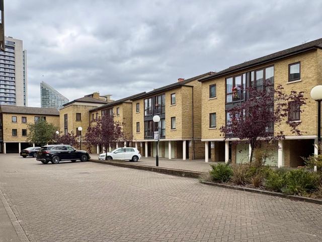 Apartment for rent in Blackwall, Greater London