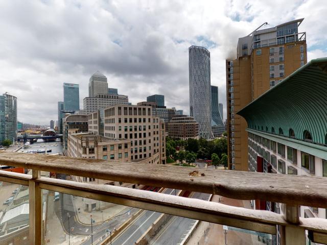 Apartment for rent in Canary Wharf, Greater London