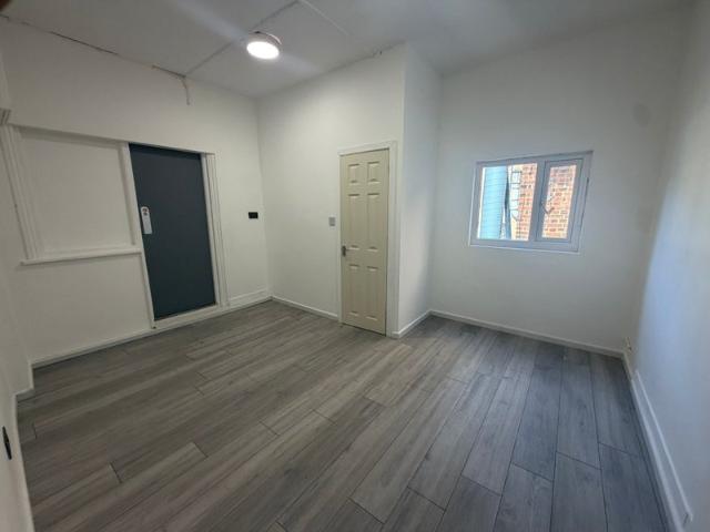 Apartment for rent in Dollis Hill, Greater London
