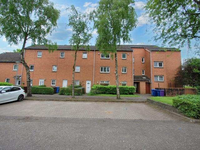 Apartment for rent in Ibroxholm, Glasgow