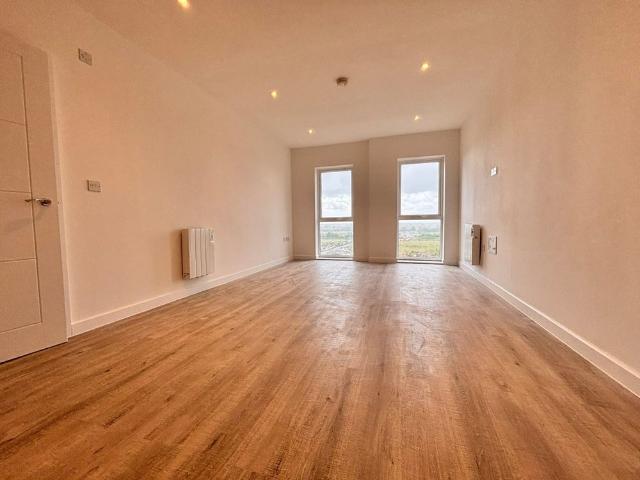Apartment for rent in South Ashford, Bridgefield