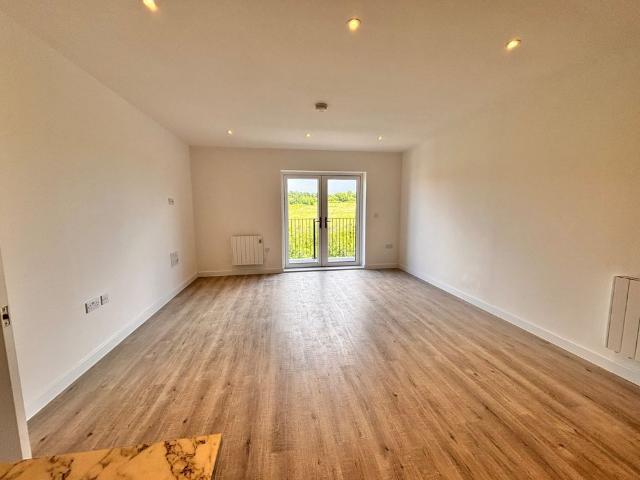 Apartment for rent in South Ashford, Bridgefield