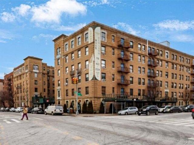 Condo for sale in Queens, Arverne