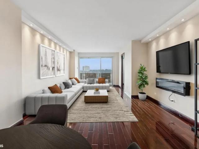 Apartment for sale in Queens, Arverne