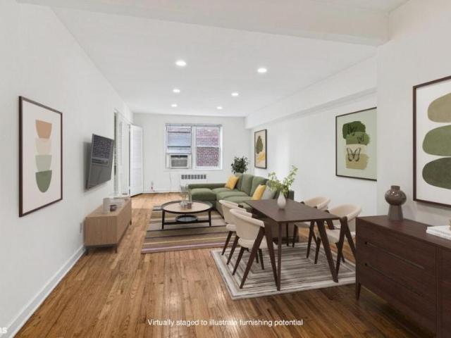 Apartment for sale in Queens, Arverne