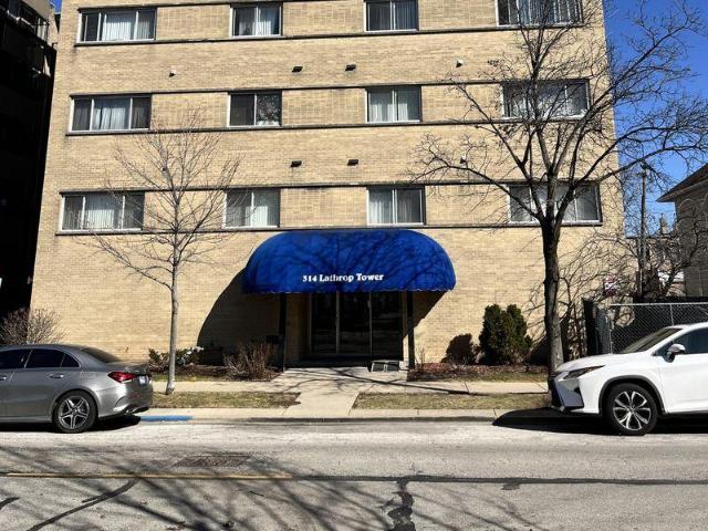 Condo for sale in Forest Park, Illinois