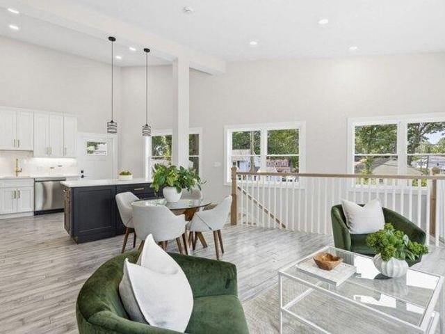 Condo for sale in Framingham, Middlesex County