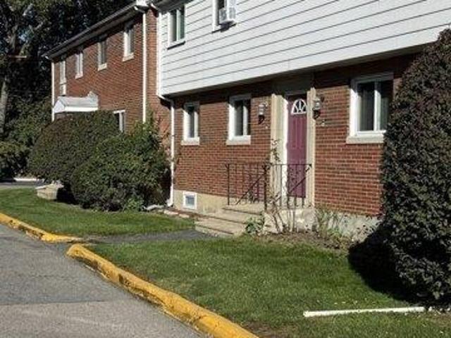 Condo for sale in Framingham, Middlesex County