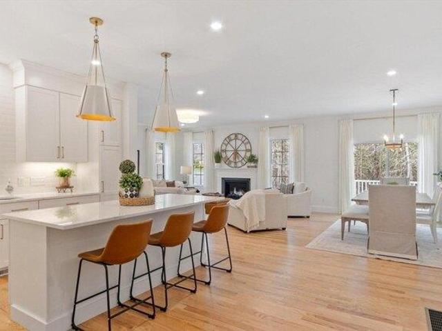Condo for sale in Franklin, Massachusetts