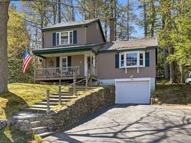 House for sale in Webster Lake, Franklin