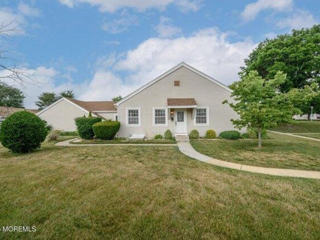 Condo for sale in Monmouth, New Jersey