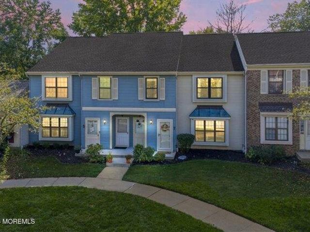 Condo for sale in Wyndham Place, Freehold Township
