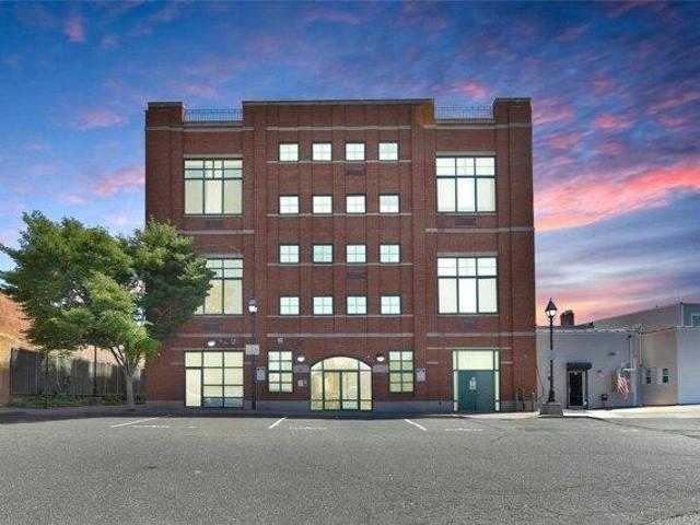 Condo for sale in Freeport
